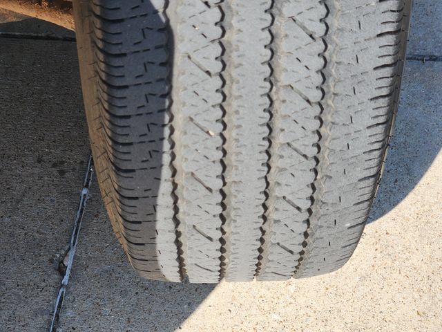 Used 2025 Chevrolet Express 3500 LS RWD image 17