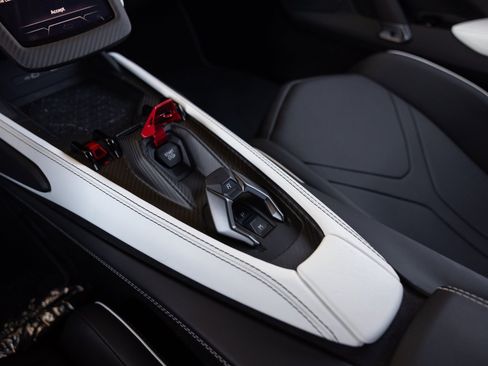 Used 2026 Lamborghini Revuelto AWD/4WD image 54