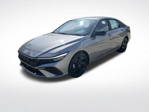 Used 2026 Hyundai Elantra Sport w/ Cargo Package FWD image 7