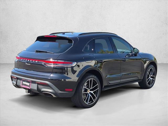 Used 2023 Porsche Macan AWD/4WD image 5