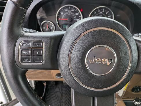 Used 2013 Jeep Wrangler Unlimited Sahara w/ Dual Top Group AWD/4WD image 13