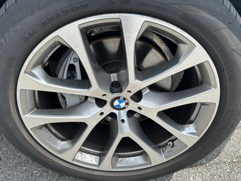 Used 2024 BMW X5 xDrive40i w/ Premium Package AWD/4WD image 15