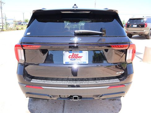 New 2026 Ford Explorer ST-Line w/ ST-Line Street Pack AWD/4WD image 23