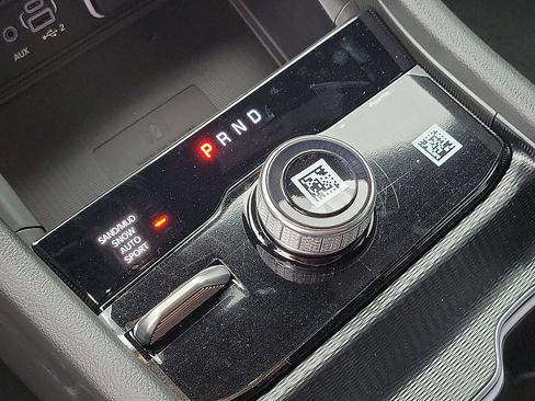 New 2025 Jeep Grand Cherokee Limited w/ Luxury Tech Group II AWD/4WD image 10