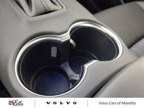 Used 2021 Toyota Venza XLE image 33