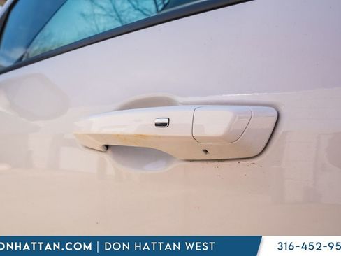 Used 2025 GMC Acadia Elevation FWD image 33
