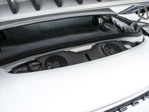 Used 2024 Porsche 911 Carrera 4S image 28