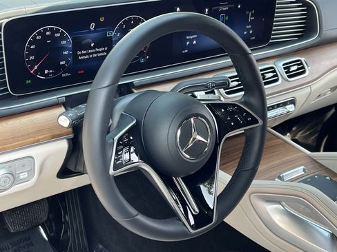 Certified 2025 Mercedes-Benz GLE 450 4MATIC Coupe w/ Night Package image 21