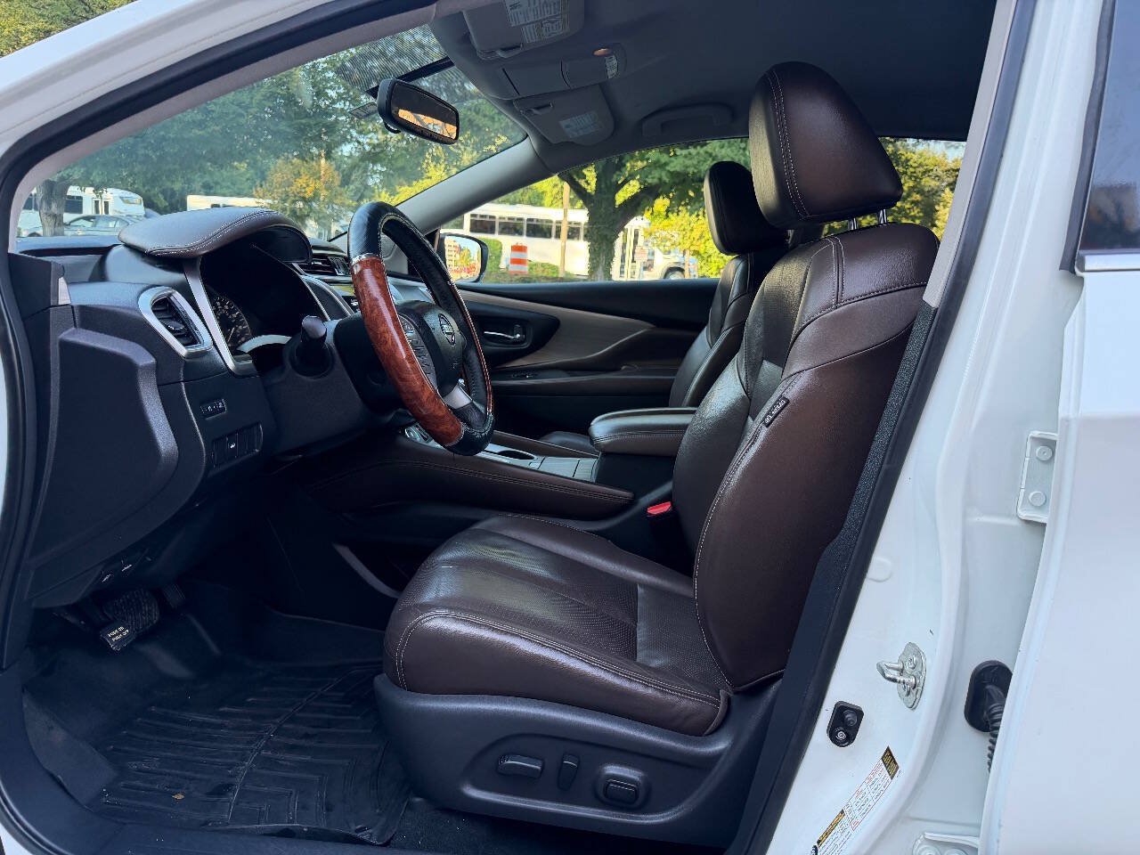 Used 2015 Nissan Murano SL FWD image 10