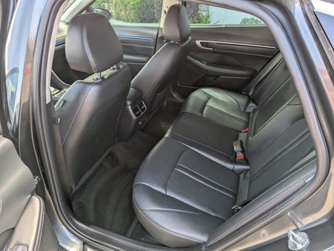 Used 2022 Hyundai Sonata Limited FWD image 25