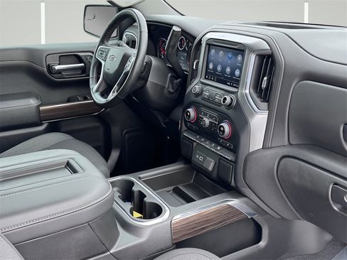 Used 2022 Chevrolet Silverado 1500 RST image 6