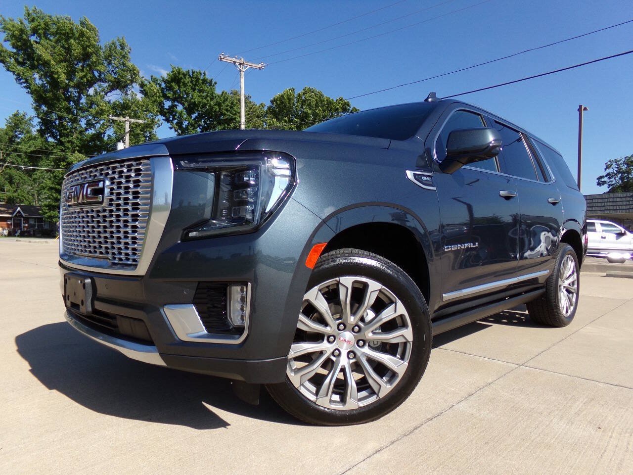 Used 2021 GMC Yukon Denali w/ Denali Ultimate Package AWD/4WD image 14