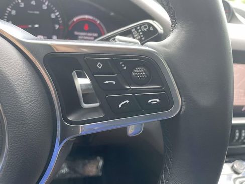 Used 2023 Porsche Cayenne AWD/4WD image 17