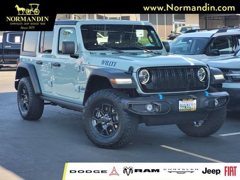 Used 2024 Jeep Wrangler Unlimited AWD/4WD image 1