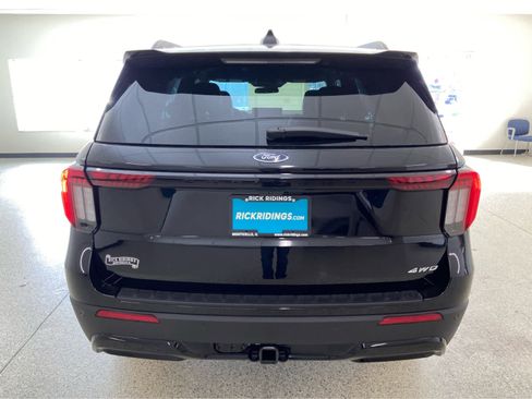 New 2026 Ford Explorer ST-Line image 6