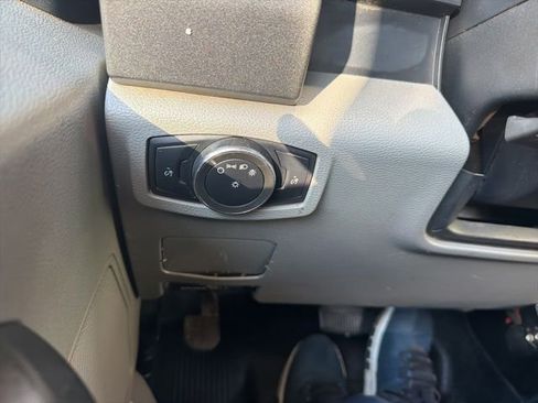 Used 2017 Ford F550 4x4 Regular Cab Super Duty image 19