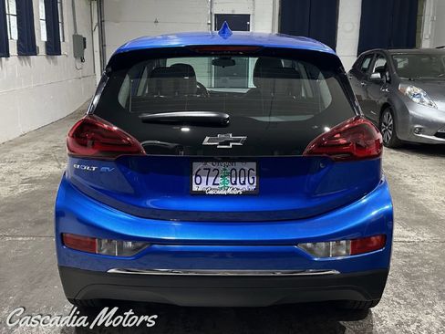 Used 2018 Chevrolet Bolt LT FWD image 7
