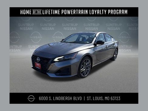 Used 2024 Nissan Altima 2.0 SR image 1