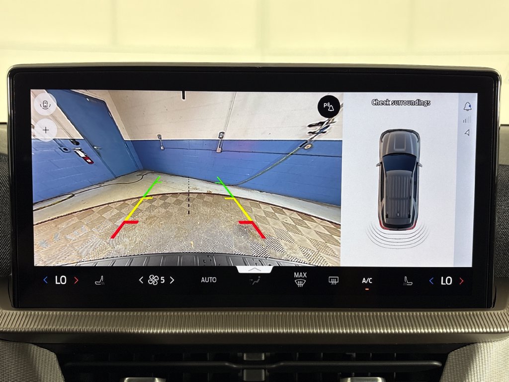 New 2027 Ford Explorer Active RWD image 24