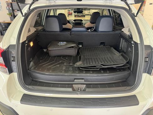 Used 2023 Subaru Crosstrek Hybrid w/ Moonroof Package w/Navigation image 20