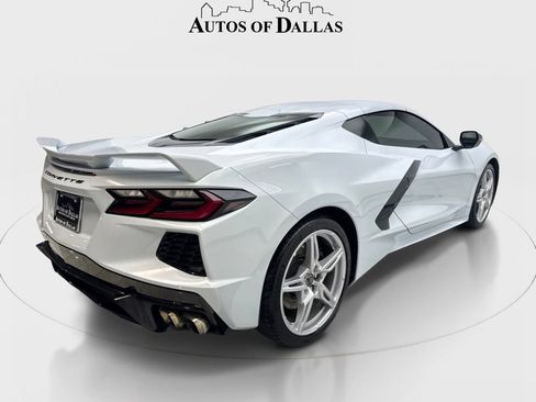 Used 2021 Chevrolet Corvette Stingray Coupe w/ Z51 Performance Package RWD image 23