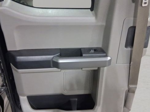 Used 2016 Ford F150 XLT w/ Equipment Group 301A Mid image 21