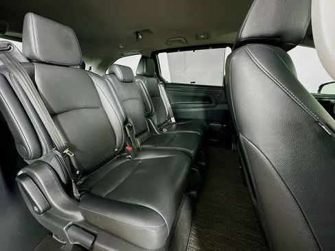 Used 2023 Honda Odyssey EX-L image 32