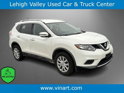 Used 2016 Nissan Rogue S w/ Appearance Package