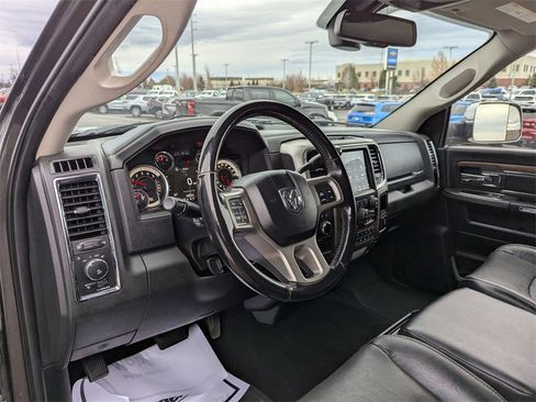 Used 2018 RAM 2500 Laramie image 13