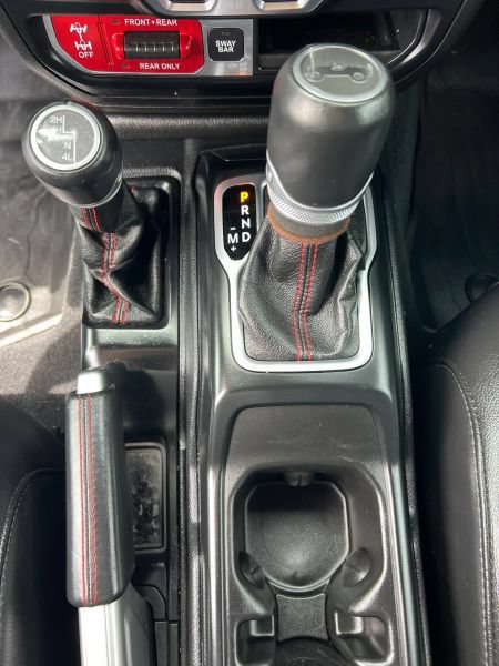 Used 2019 Jeep Wrangler Unlimited Rubicon w/ Advanced Safety Group AWD/4WD image 24