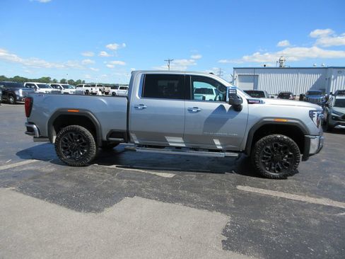 Certified 2025 GMC Sierra 2500 SLT w/ SLT Premium Package AWD/4WD image 5