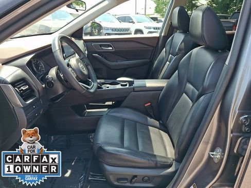Used 2021 Nissan Rogue SV w/ Premium Package AWD/4WD image 14