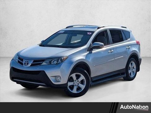 Used 2013 Toyota RAV4 XLE image 1