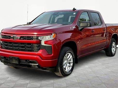 Used 2023 Chevrolet Silverado 1500 RST image 3