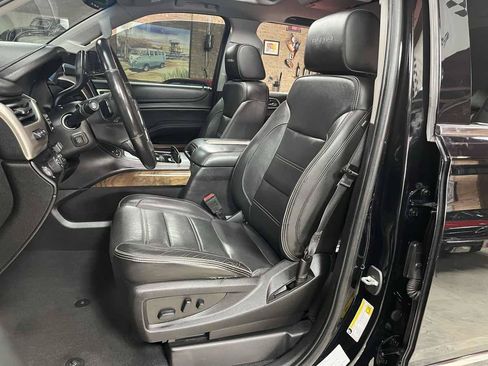 Used 2019 GMC Yukon Denali AWD/4WD image 24