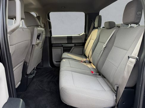 Used 2017 Ford F150 XLT image 21