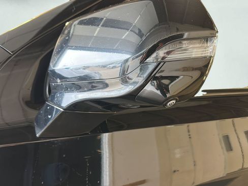 Used 2024 Cadillac Escalade Sport AWD/4WD image 4