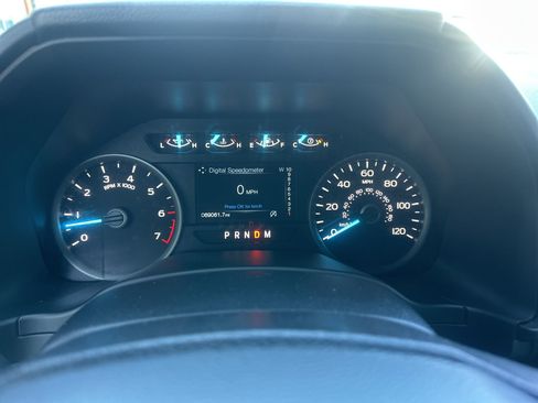 Used 2020 Ford F150 XLT w/ Equipment Group 302A Luxury AWD/4WD image 27