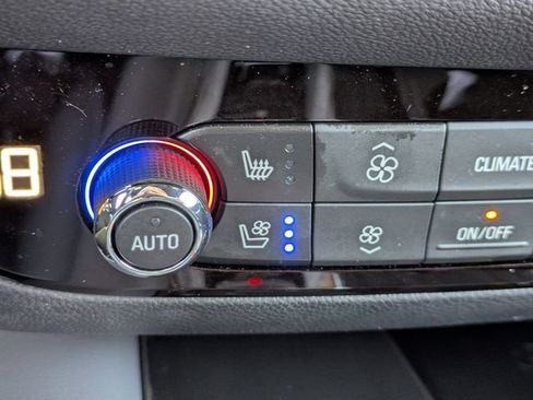 Used 2022 Buick Enclave Premium w/ Surround and Sites Package FWD image 25