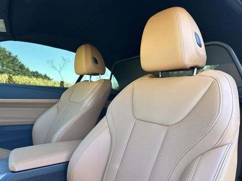 Used 2025 BMW 440i xDrive Convertible w/ Premium Package image 19