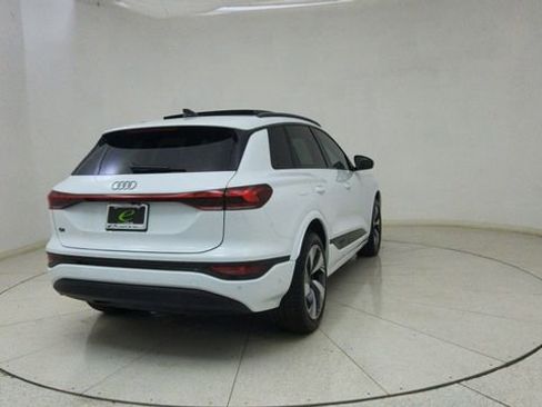 Used 2025 Audi Q6 e-tron Premium Plus image 68