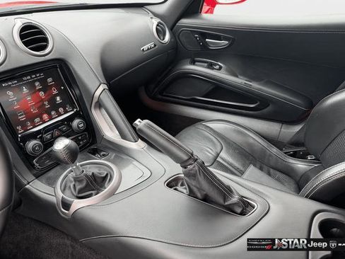 Used 2017 Dodge Viper GTS RWD image 22