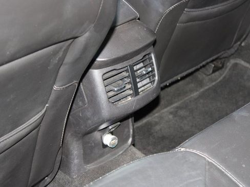 Used 2013 Ford Fusion SE image 18