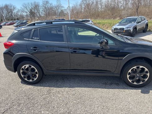 Certified 2023 Subaru Crosstrek 2.0i Premium image 12