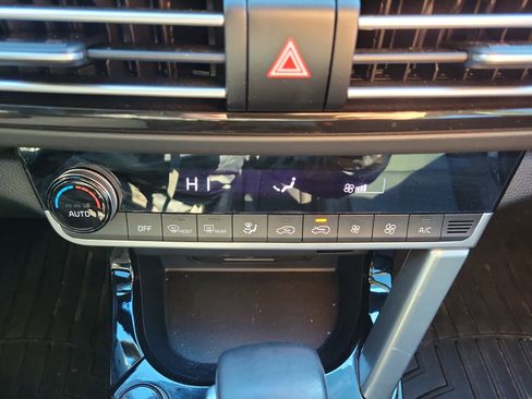 Certified 2022 Kia Seltos SX image 34