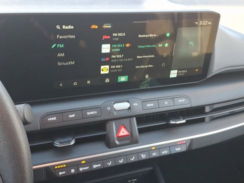 Used 2025 Kia K4 LXS image 15