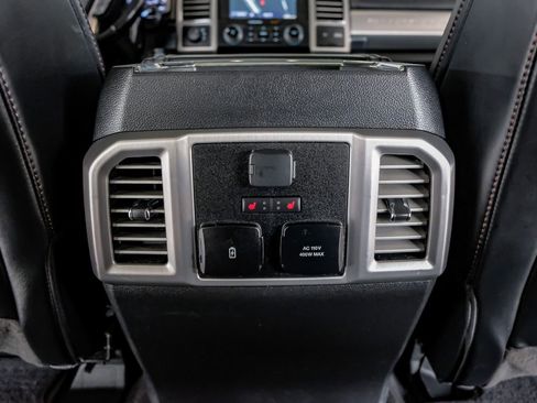 Used 2021 Ford F450 Platinum w/ FX4 Off-Road Package image 35