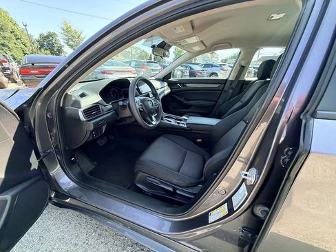 Used 2022 Honda Accord LX image 48