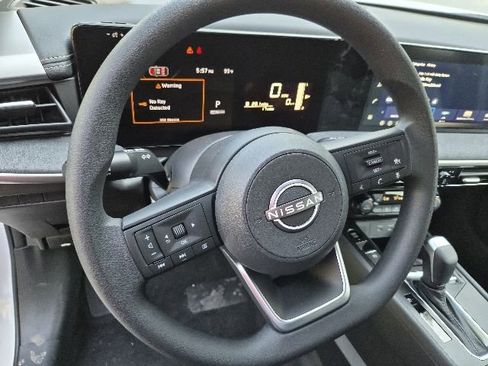 New 2026 Nissan Kicks SV w/ Charging Package AWD/4WD image 17