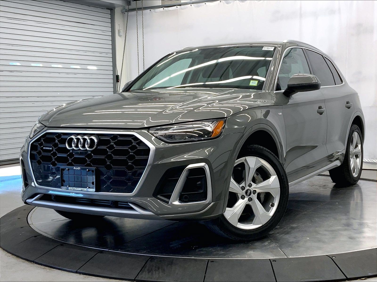 Certified 2023 Audi Q5 2.0T Premium Plus AWD/4WD image 11